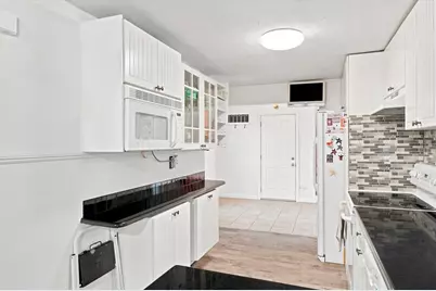 16 Edgelawn Ave, Chelmsford, MA 01863 - Photo 15