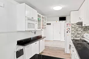 16 Edgelawn Ave, Chelmsford, MA 01863 - Photo 15