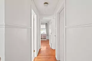 16 Edgelawn Ave, Chelmsford, MA 01863 - Photo 7