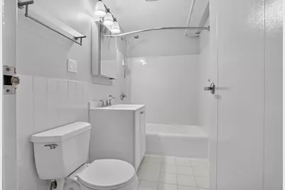 1600 Beacon St #1009, Brookline, MA 02446 - Photo 5