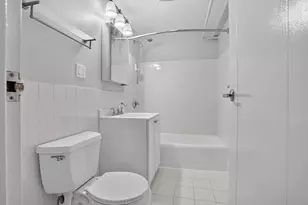 1600 Beacon St, Brookline, MA 02446 - Photo 5