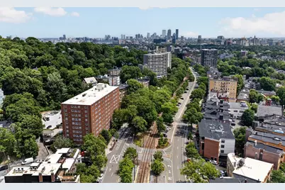 1600 Beacon St #1009, Brookline, MA 02446 - Photo 7