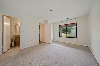 47 Rosewood Dr #47, Stoughton, MA 02072 - Photo 17
