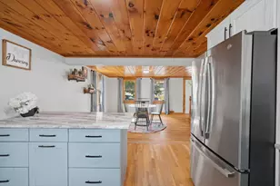 21 Pembroke St, Kingston, MA 02364 - Photo 13
