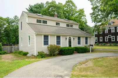 21 Pembroke St, Kingston, MA 02364 - Photo 3