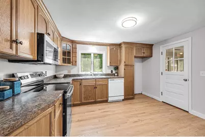 23 Bellevue Avenue, Longmeadow, MA 01106 - Photo 7
