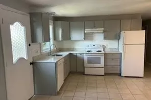 40 Tudor St, Revere, MA 02151 - Photo 3