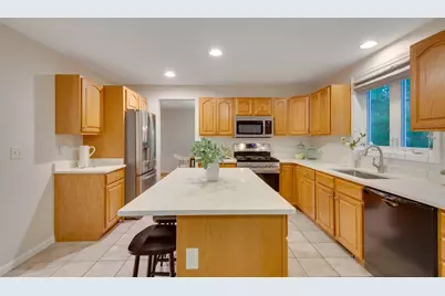 11 Williams Cir, Winchester, MA 01890 - Photo 9