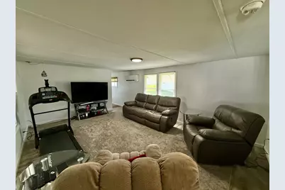 281 Chauncey Walker St #170, Belchertown, MA 01007 - Photo 5