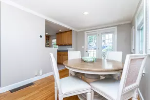 9 Bow St, Arlington, MA 02474 - Photo 11