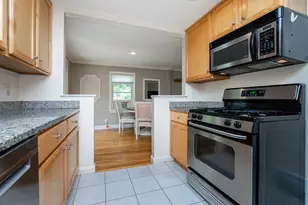 9 Bow St, Arlington, MA 02474 - Photo 13