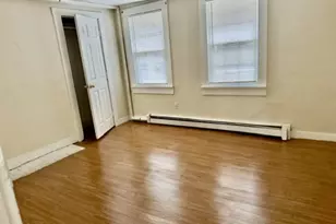 281 E Merrimack St, Lowell, MA 01852 - Photo 9