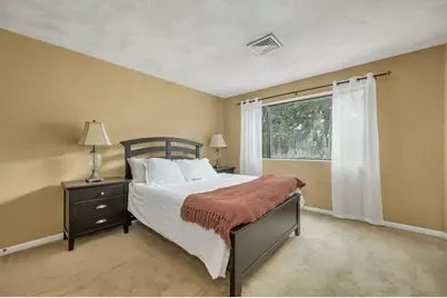204 Farrwood Dr #204, Haverhill, MA 01835 - Photo 17