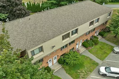 204 Farrwood Dr #204, Haverhill, MA 01835 - Photo 3
