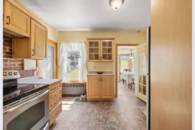 369 Mattakeesett St, Pembroke, MA 02359 - Photo 15