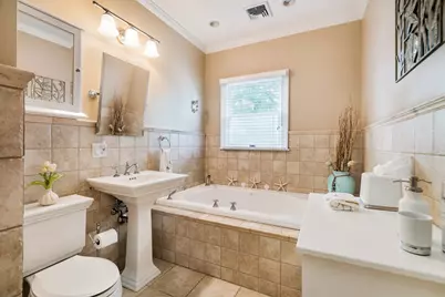 2-4 Peabody Rd, Stoneham, MA 02180 - Photo 29