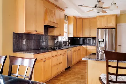 2-4 Peabody Rd, Stoneham, MA 02180 - Photo 23
