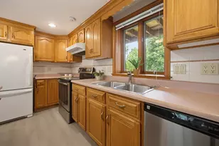 284 South St, Northborough, MA 01532 - Photo 7