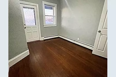 566 Shirley St, Winthrop, MA 02152 - Photo 13