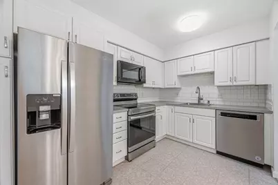 5 April Ln #33, Lexington, MA 02421 - Photo 9