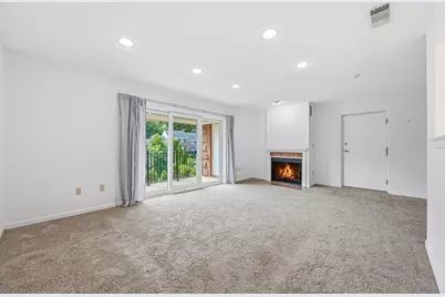 5 April Ln #33, Lexington, MA 02421 - Photo 7