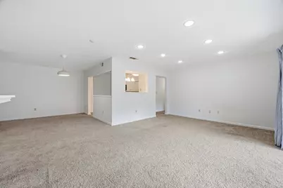 5 April Ln #33, Lexington, MA 02421 - Photo 3
