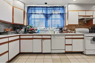 32 Kenwood Park, Springfield, MA 01108 - Photo 3