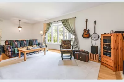 315 Hale St, Beverly, MA 01915 - Photo 15