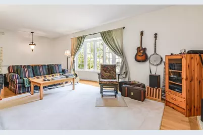 315 Hale St, Beverly, MA 01915 - Photo 15