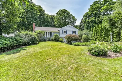 315 Hale St, Beverly, MA 01915 - Photo 3
