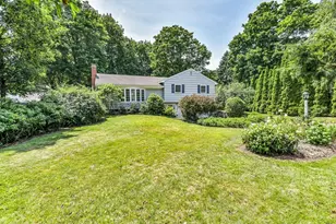 315 Hale St, Beverly, MA 01915 - Photo 3