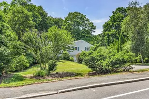 315 Hale St, Beverly, MA 01915 - Photo 27