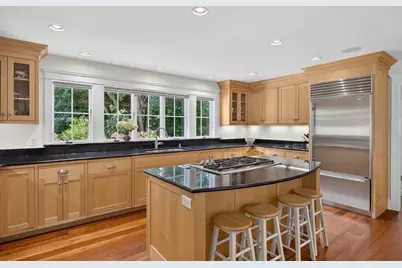 160 Main St, Wellfleet, MA 02667 - Photo 9