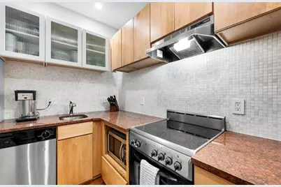 25 Clark Street #3, Boston, MA 02109 - Photo 11