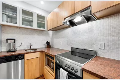 25 Clark Street #3, Boston, MA 02109 - Photo 11