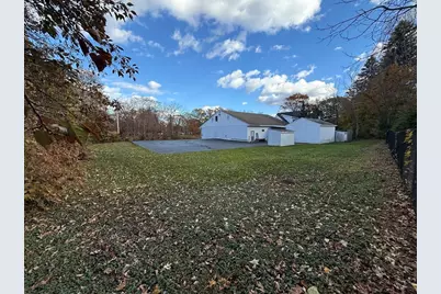 16 Railroad Ave, Foxboro, MA 02035 - Photo 5