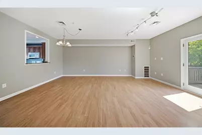 140 Commonwealth Ave #7, North Attleboro, MA 02760 - Photo 7