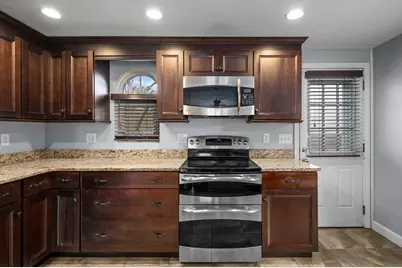 14 Malvern Ave, Tyngsborough, MA 01879 - Photo 11