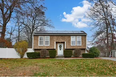 14 Malvern Ave, Tyngsborough, MA 01879 - Photo 1