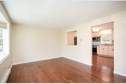 41 South Street #7, Easthampton, MA 01027 - Photo 5