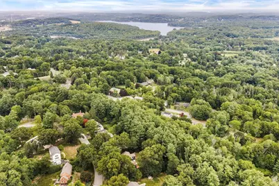 107 Sandra Ln, North Andover, MA 01845 - Photo 3