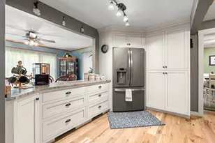 38 Ledge Rd, Chelmsford, MA 01863 - Photo 11