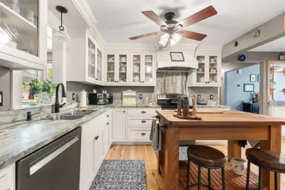 38 Ledge Road, Chelmsford, MA 01863 - Photo 9