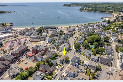 17 Washington Street #4, Gloucester, MA 01930 - Photo 3