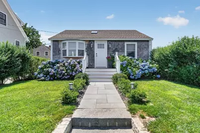 29 and 33 Lagoon Pond Road, Tisbury, MA 02568 - Photo 27