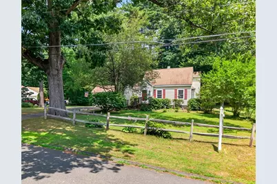 121 Poplar St, Greenfield, MA 01301 - Photo 1