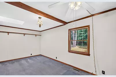 121 Poplar St, Greenfield, MA 01301 - Photo 11