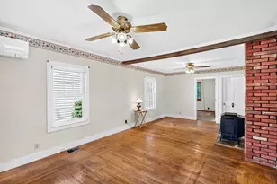 121 Poplar St, Greenfield, MA 01301 - Photo 3