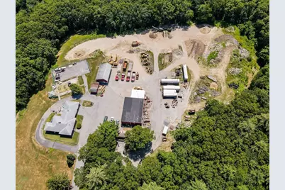 625 Broadway, Dracut, MA 01826 - Photo 9