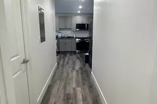 585 Essex St, Lynn, MA 01902 - Photo 3